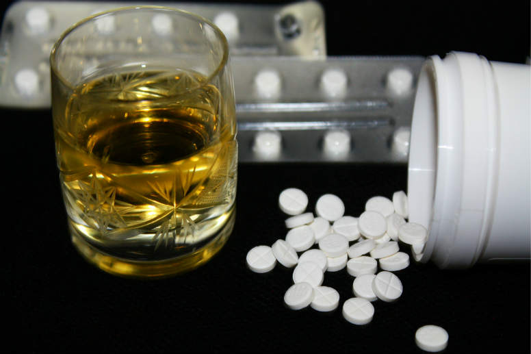 xanax addiction combined with alcohol abuse