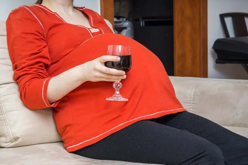 The Reason It’s Unsafe To Drink Alcohol While Pregnant!