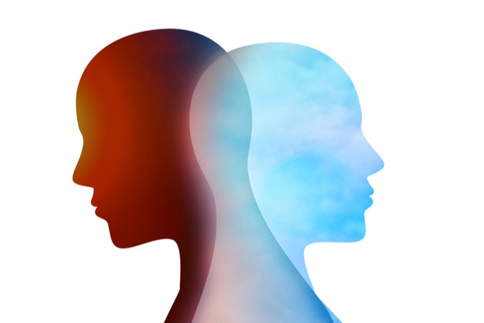 Silhouettes of red and blue faces to illustrates withdrawal from opiates and dual diagnosis