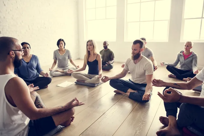 A Refuge Recovery meditation session