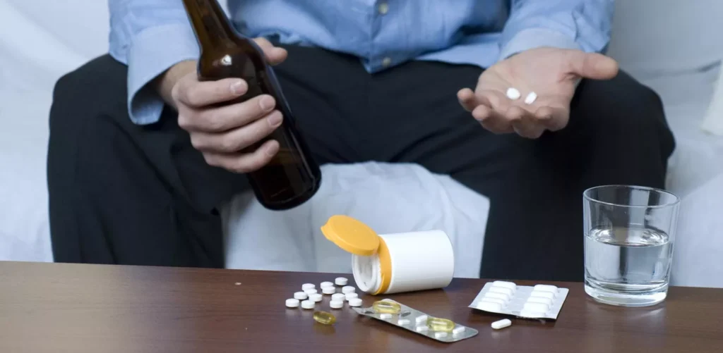 Dangers of Mixing Hydrocodone and Alcohol